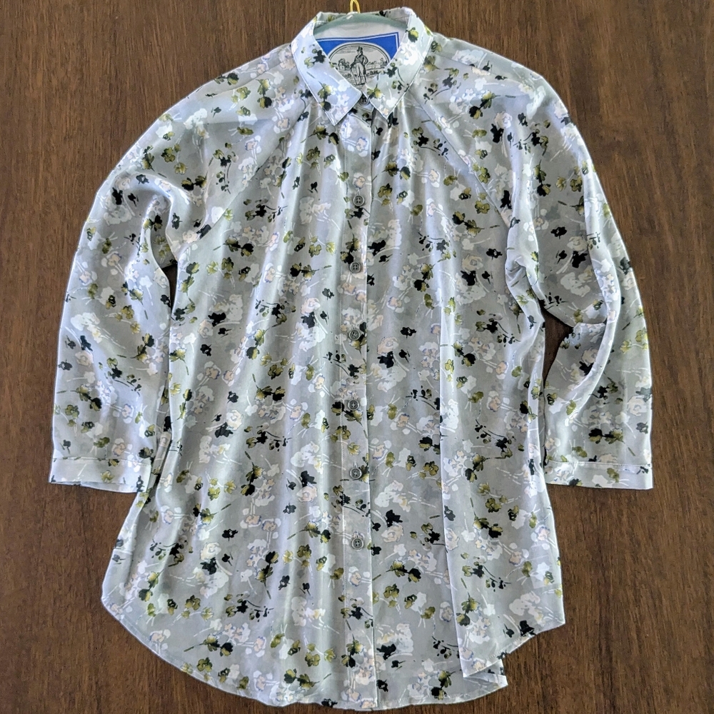 Cabi Floral Print Women's's Shirt Very Good Condition One Owner